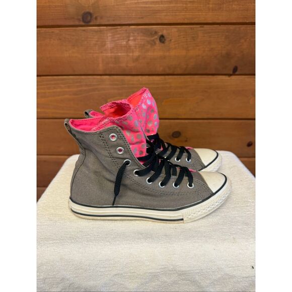 Converse Womans Sz 4 Chuck Taylor All Star high-top Sneakers - Picture 2 of 8